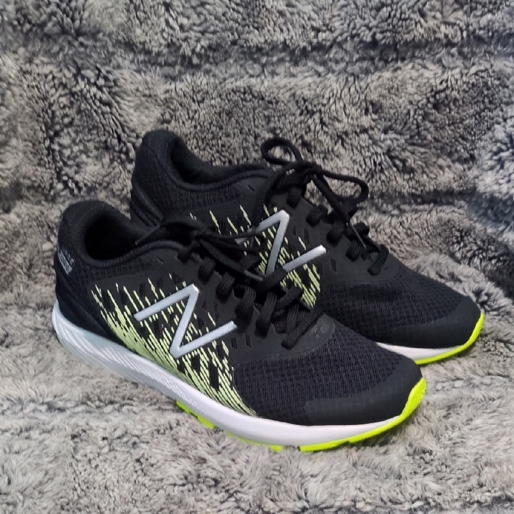 New Balance Fuelcore Urge V2 Running Shoes Kids 6​